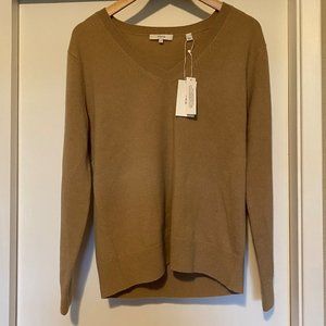 Vince. Cashmere Weekend V-Neck Sweater (NWT)